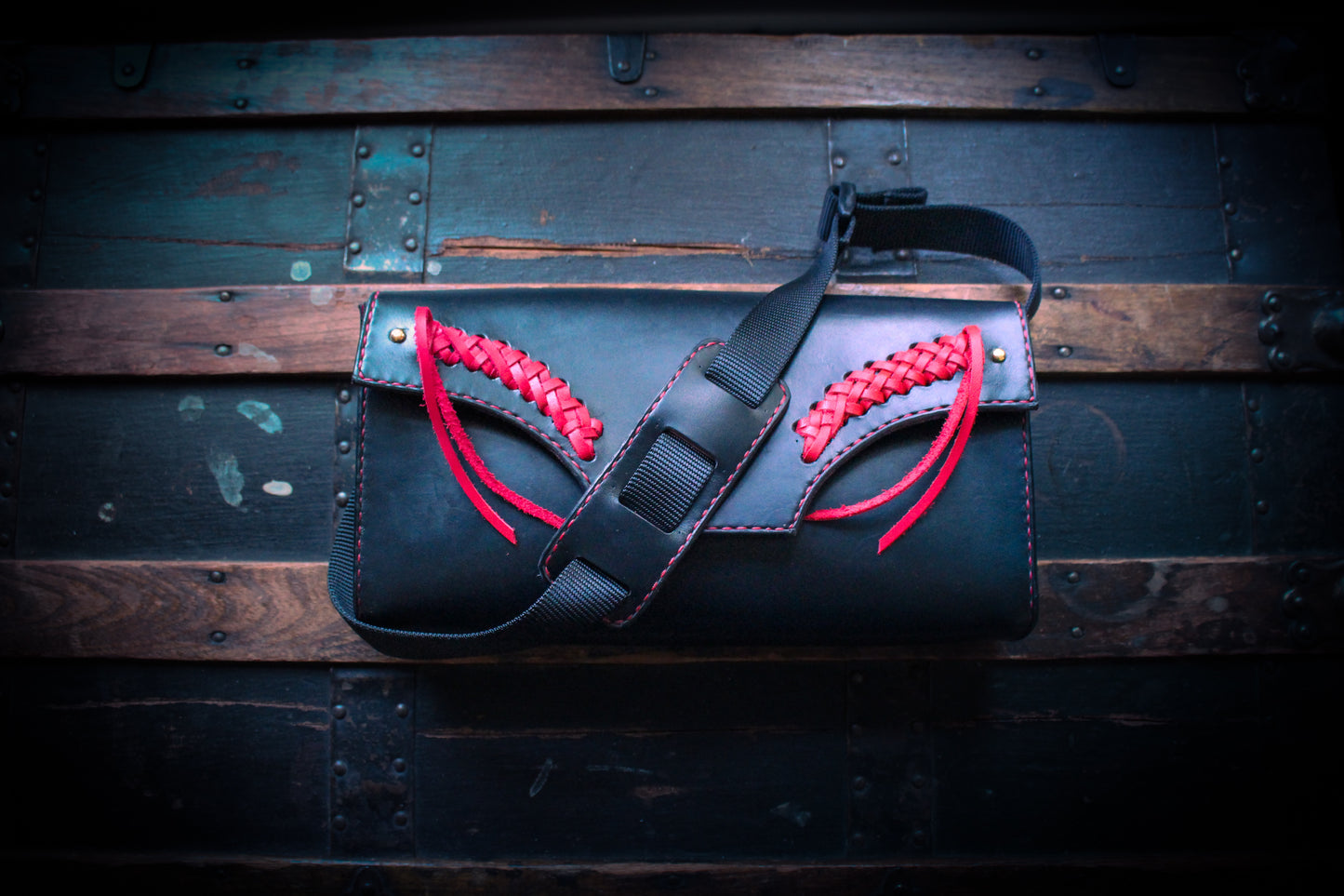 NO. 66 The Messenger Mini